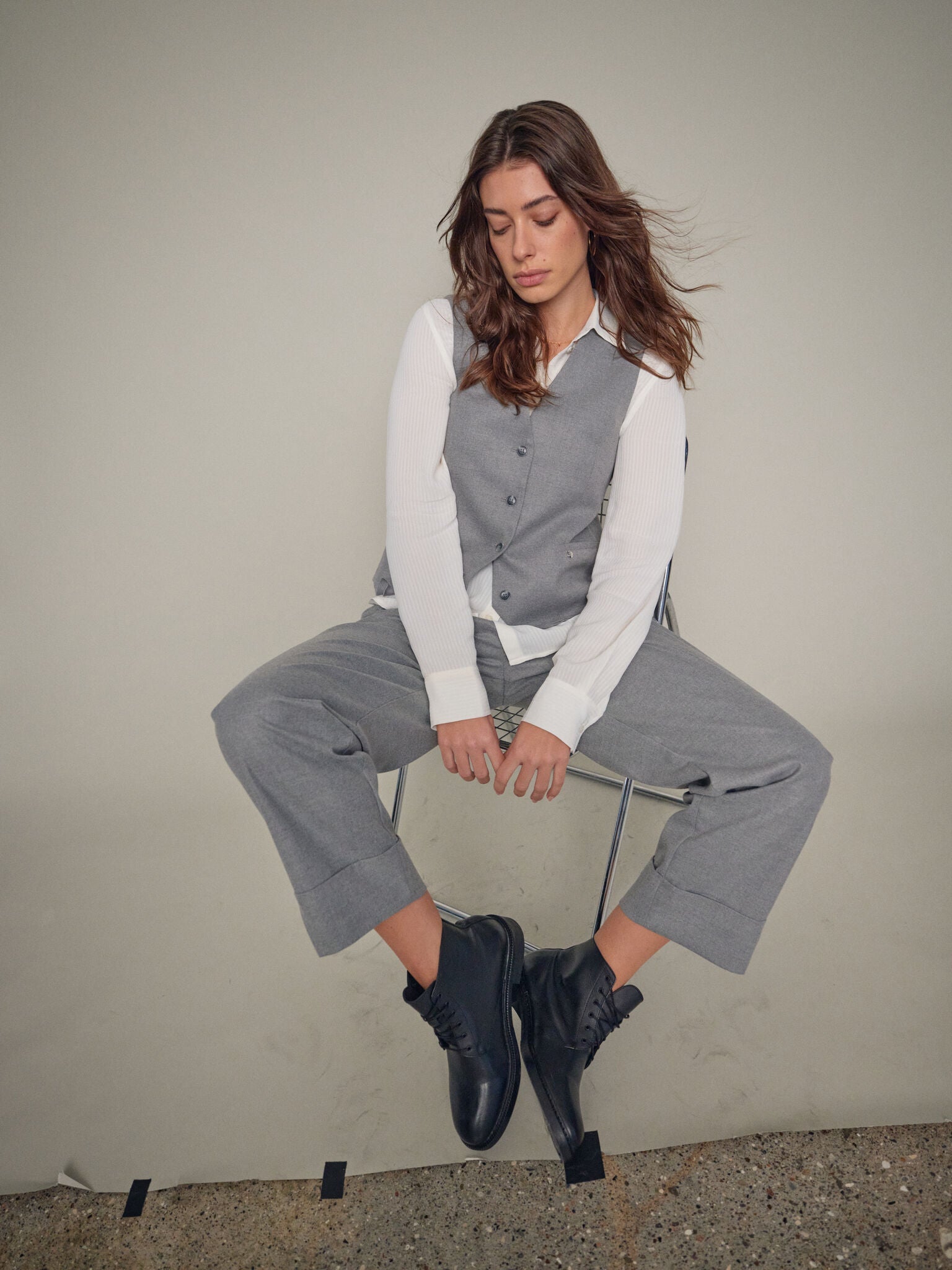 Modelshot / Ecru / Detail